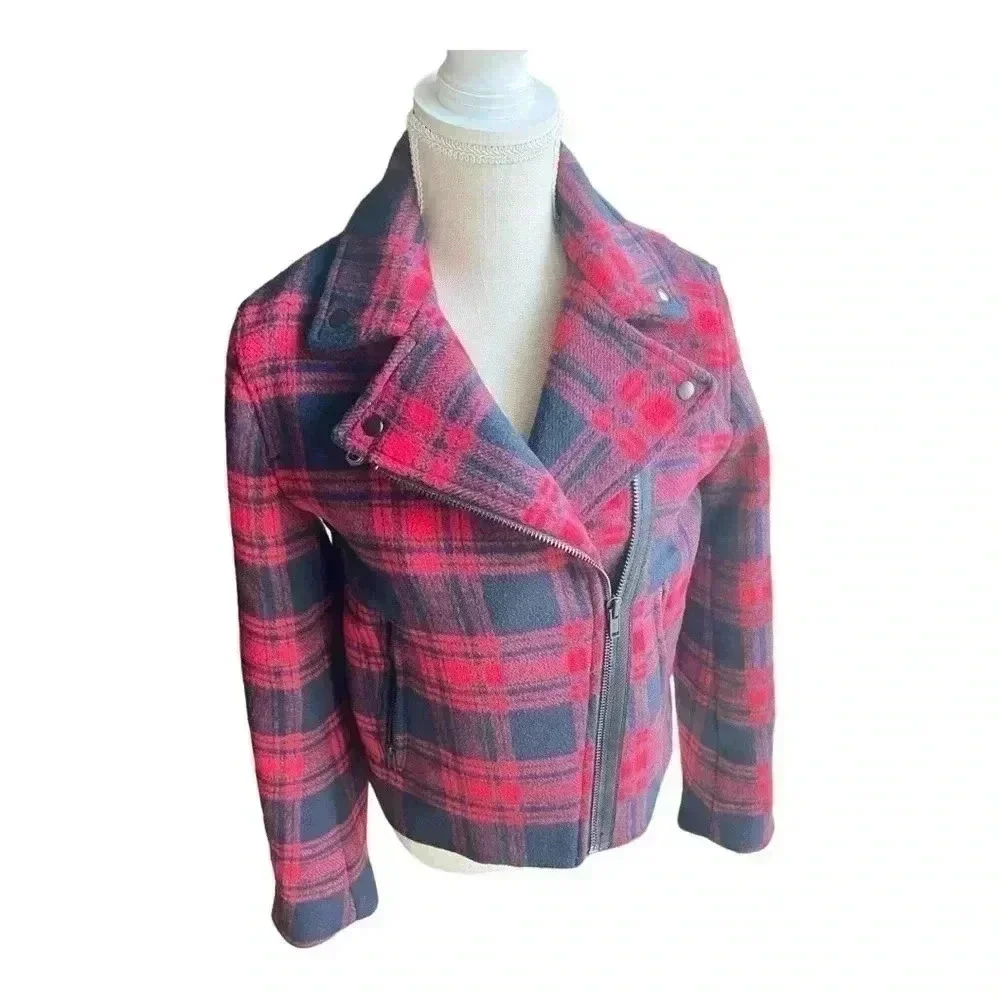 Women's Gap Plaid Coat Size S Red and Black Side Zip Asymmetrical Preowned